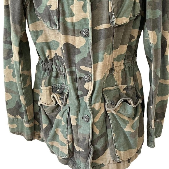 𝅺FREE People Not Your Brothers Faded Green Camo Print Surplus Shacket Jacket XS - Picture 7 of 14